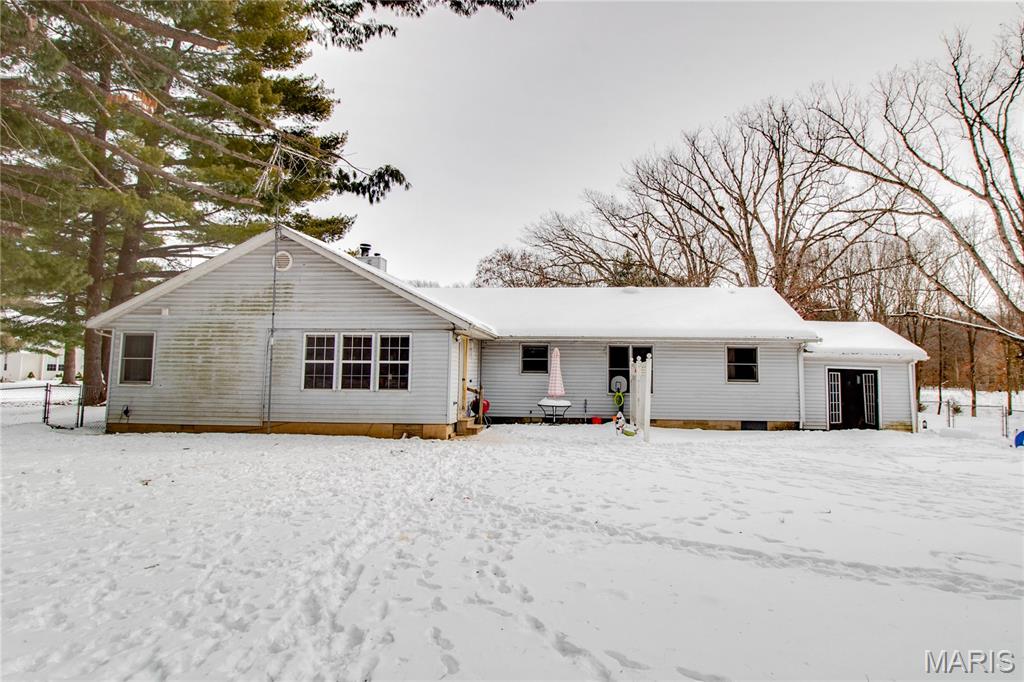 1327 Deer Creek Road Greenville, IL 62246 - Photo 40 of 53