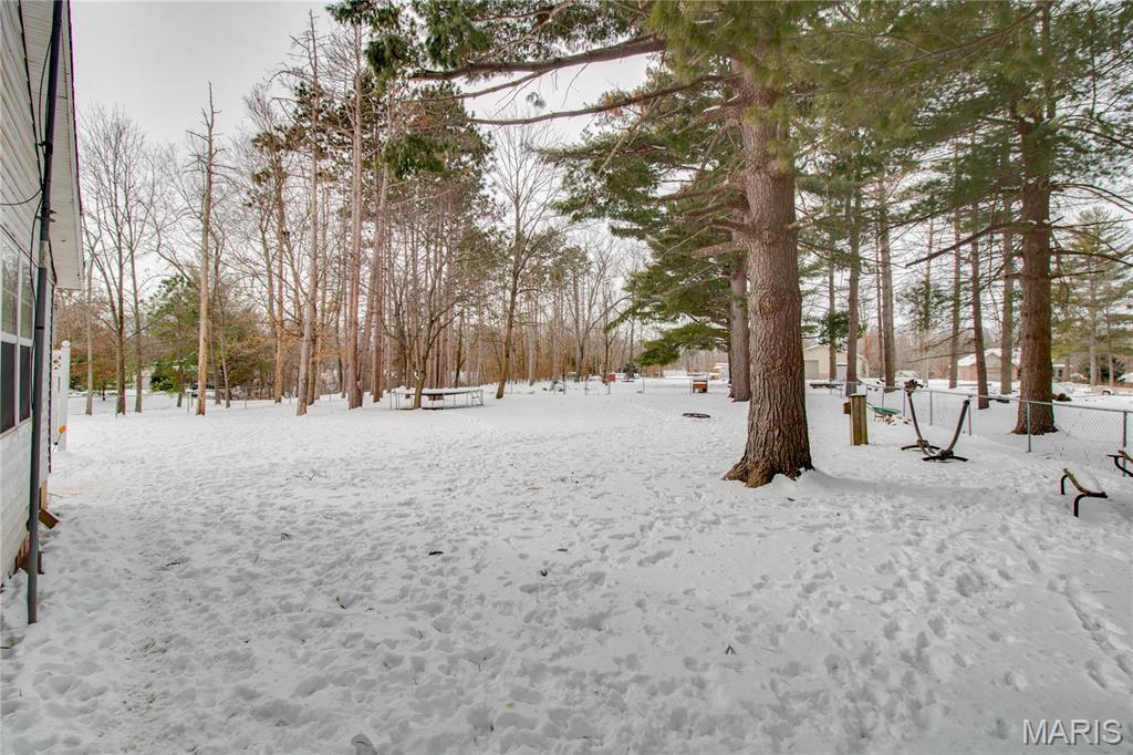 1327 Deer Creek Road Greenville, IL 62246 - Photo 44 of 53