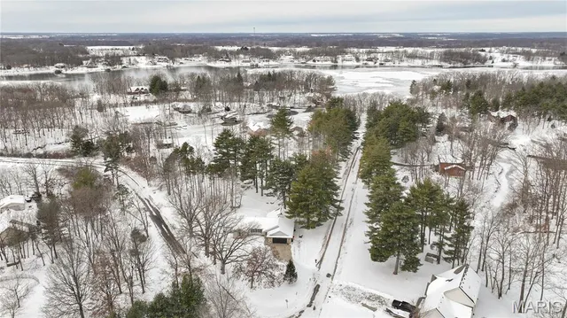 $325,000 | 1327 Deer Creek Road, Greenville, IL 62246