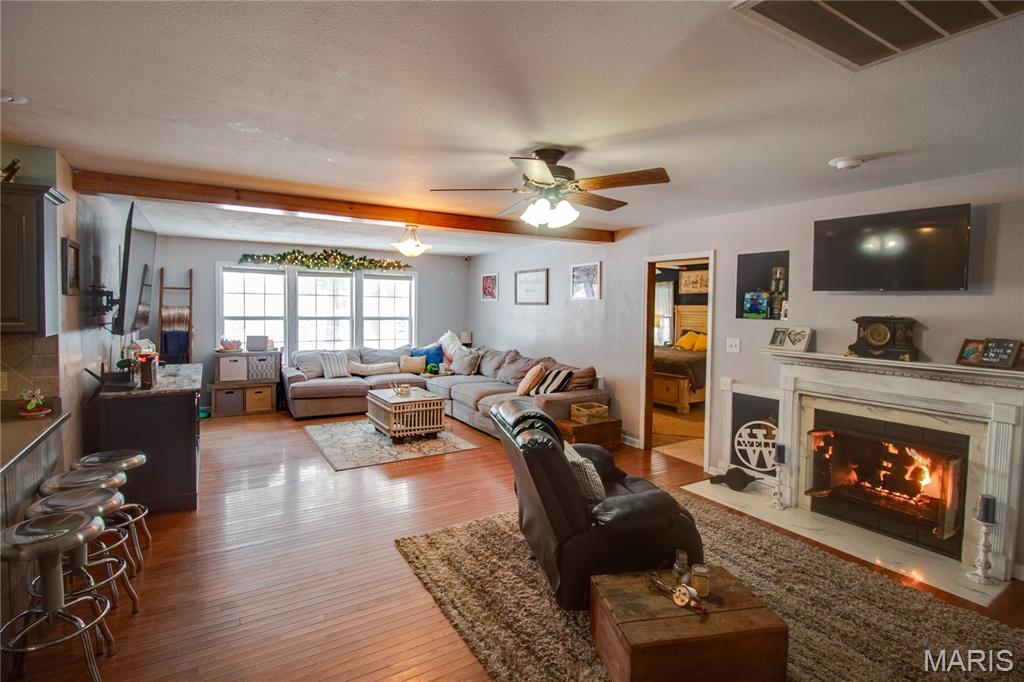 1327 Deer Creek Road Greenville, IL 62246 - Photo 8 of 53