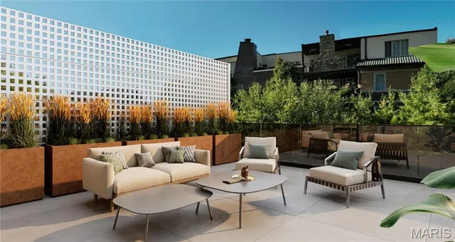 $2,346,350 | 8250 Forsyth Boulevard, Unit 105, Clayton, MO 63105