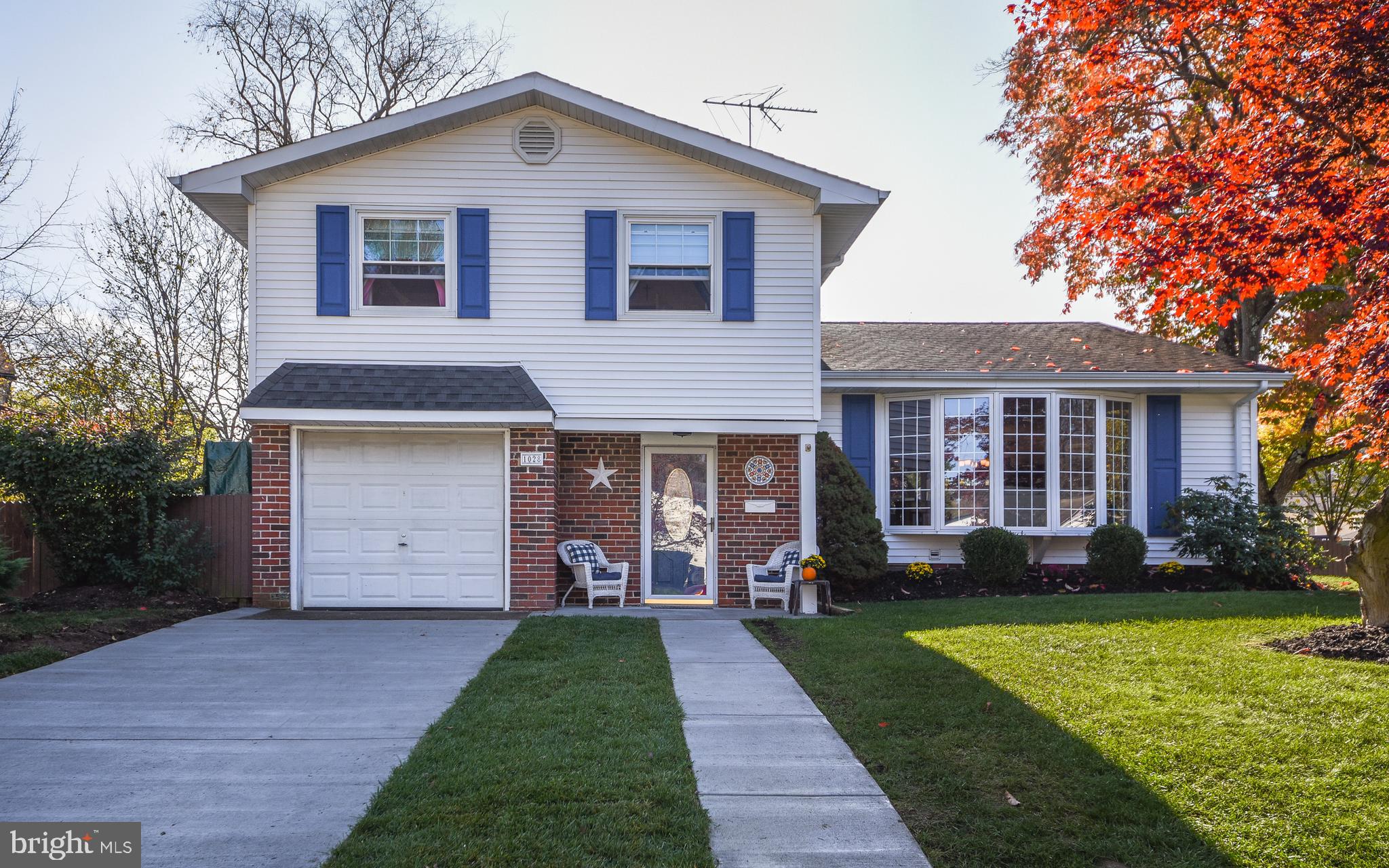 1028 Hoven Road Philadelphia, PA 19115 - Photo 1 of 42 Front from street