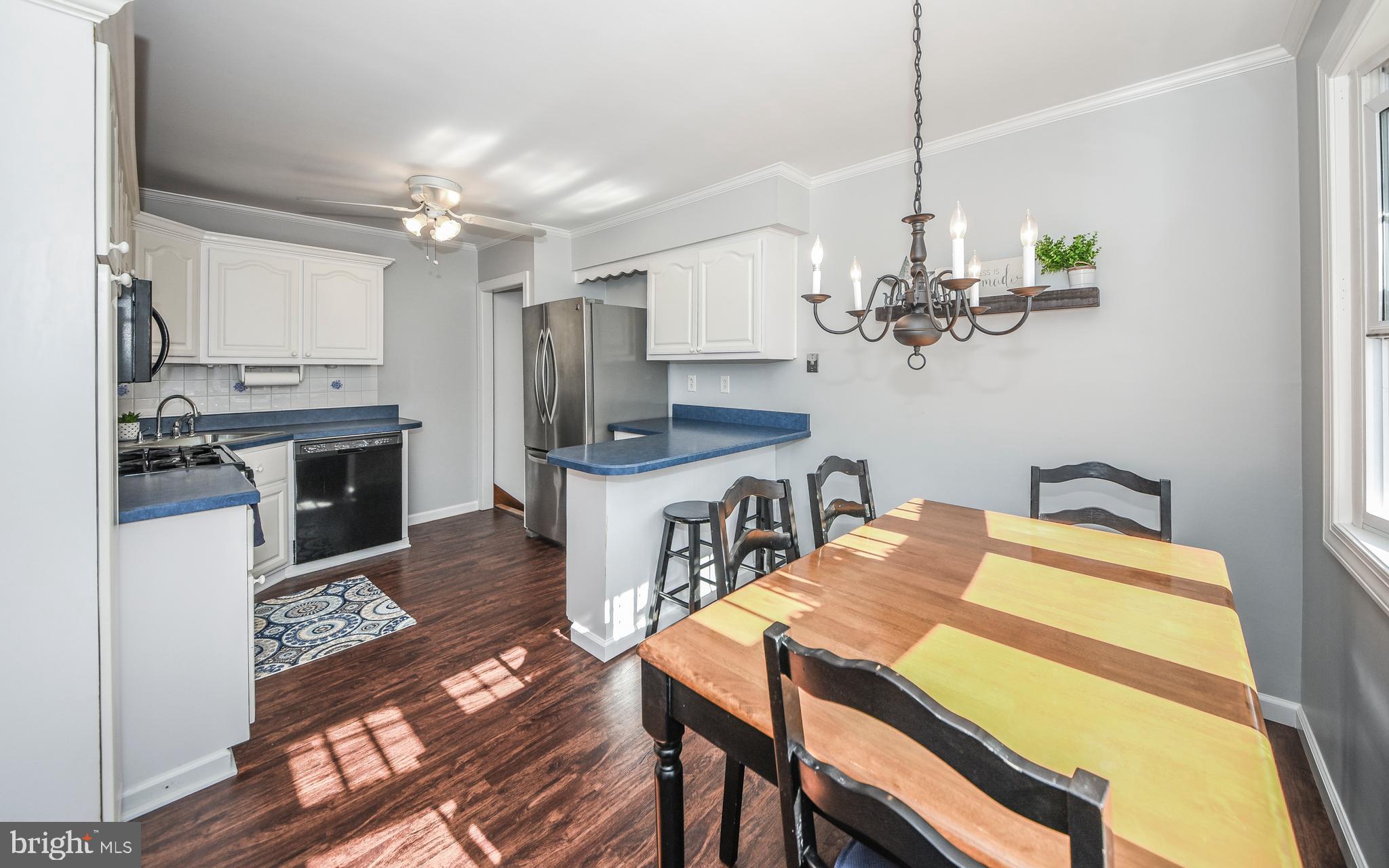1028 Hoven Road Philadelphia, PA 19115 - Photo 15 of 42 Breakfast Area