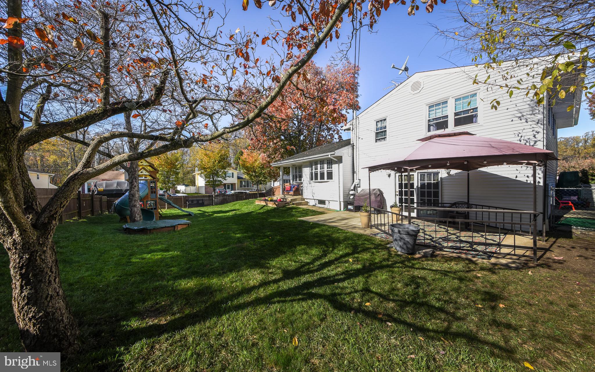 1028 Hoven Road Philadelphia, PA 19115 - Photo 37 of 42 Rear Yard