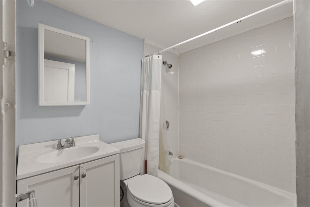 35 Bay State Road, Unit BF Boston, MA 02215 - Photo 5 of 8