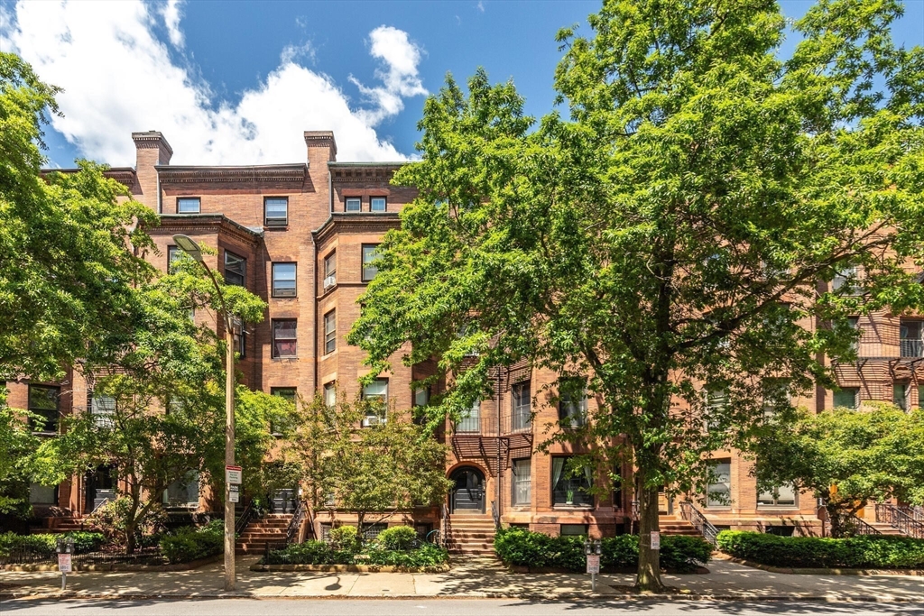 35 Bay State Road, Unit BF Boston, MA 02215 - Photo 8 of 8