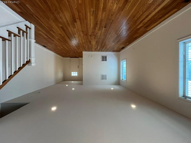 54 Ashwood Road, Unit B Port Washington, NY 11050 - Photo 3 of 22