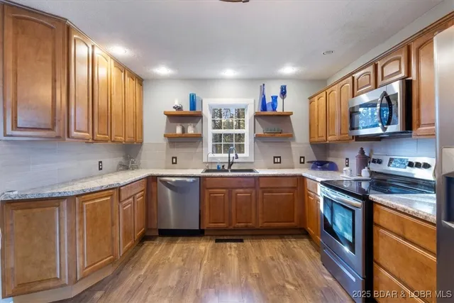 $279,900 | 9 Lynette Lane, Camdenton, MO 65020