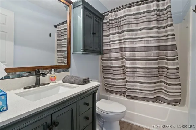 $279,900 | 9 Lynette Lane, Camdenton, MO 65020