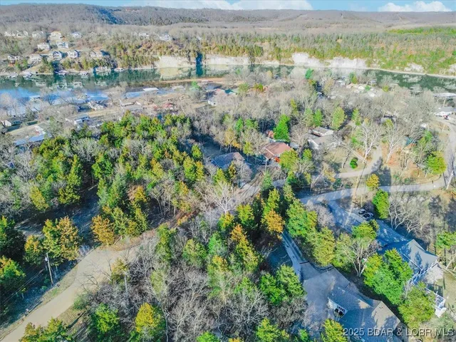 $279,900 | 9 Lynette Lane, Camdenton, MO 65020