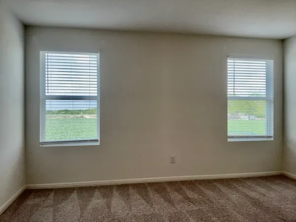 $1,995 | 203 Stonebrook Drive, Hutto, TX 78634