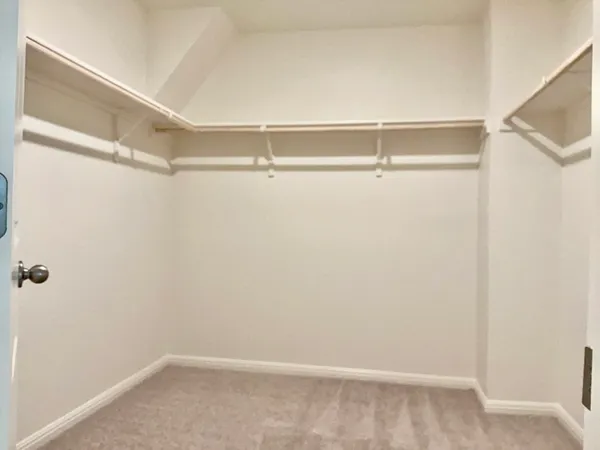 $1,995 | 203 Stonebrook Drive, Hutto, TX 78634