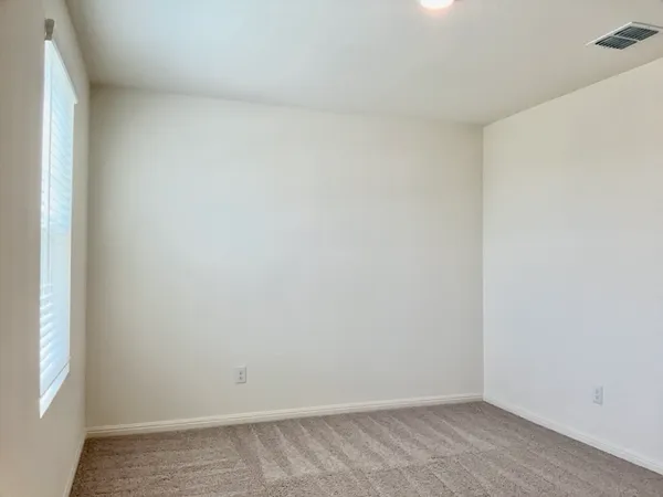 $1,995 | 203 Stonebrook Drive, Hutto, TX 78634