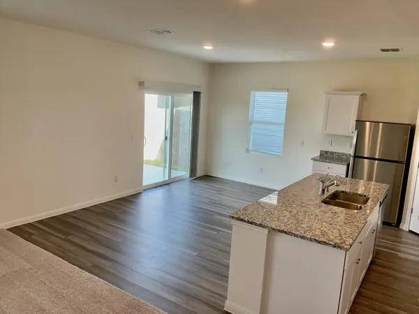 $1,995 | 203 Stonebrook Drive, Hutto, TX 78634