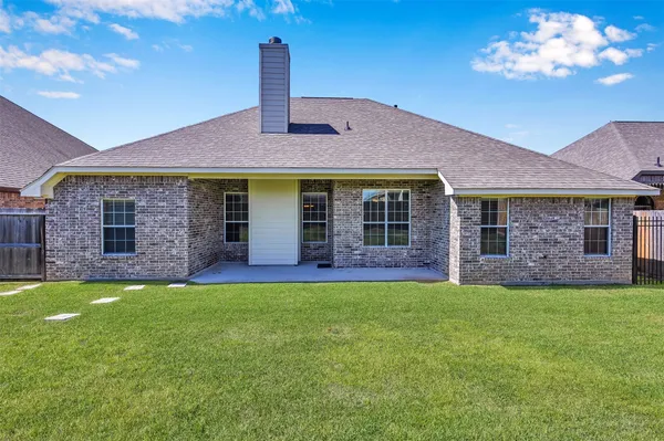 $2,600 | 106 Abner Lane, Montgomery, TX 77356