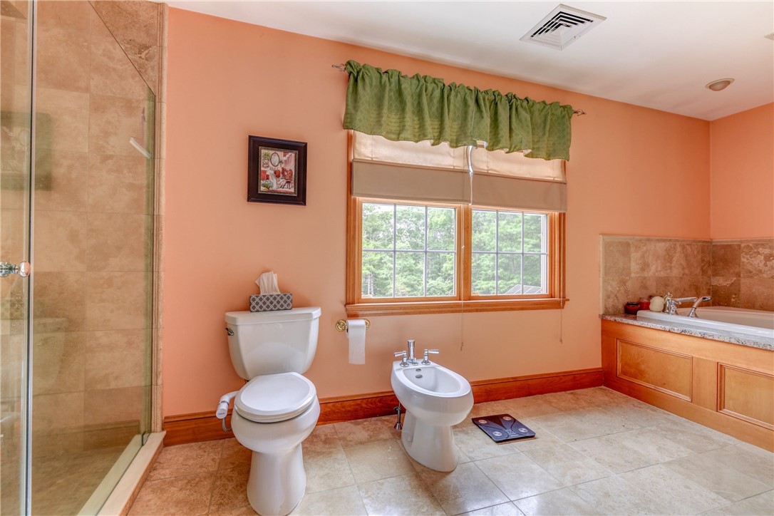 269 Fisher Road Westport, MA 02790 - Photo 31 of 44 Gallery Image 31