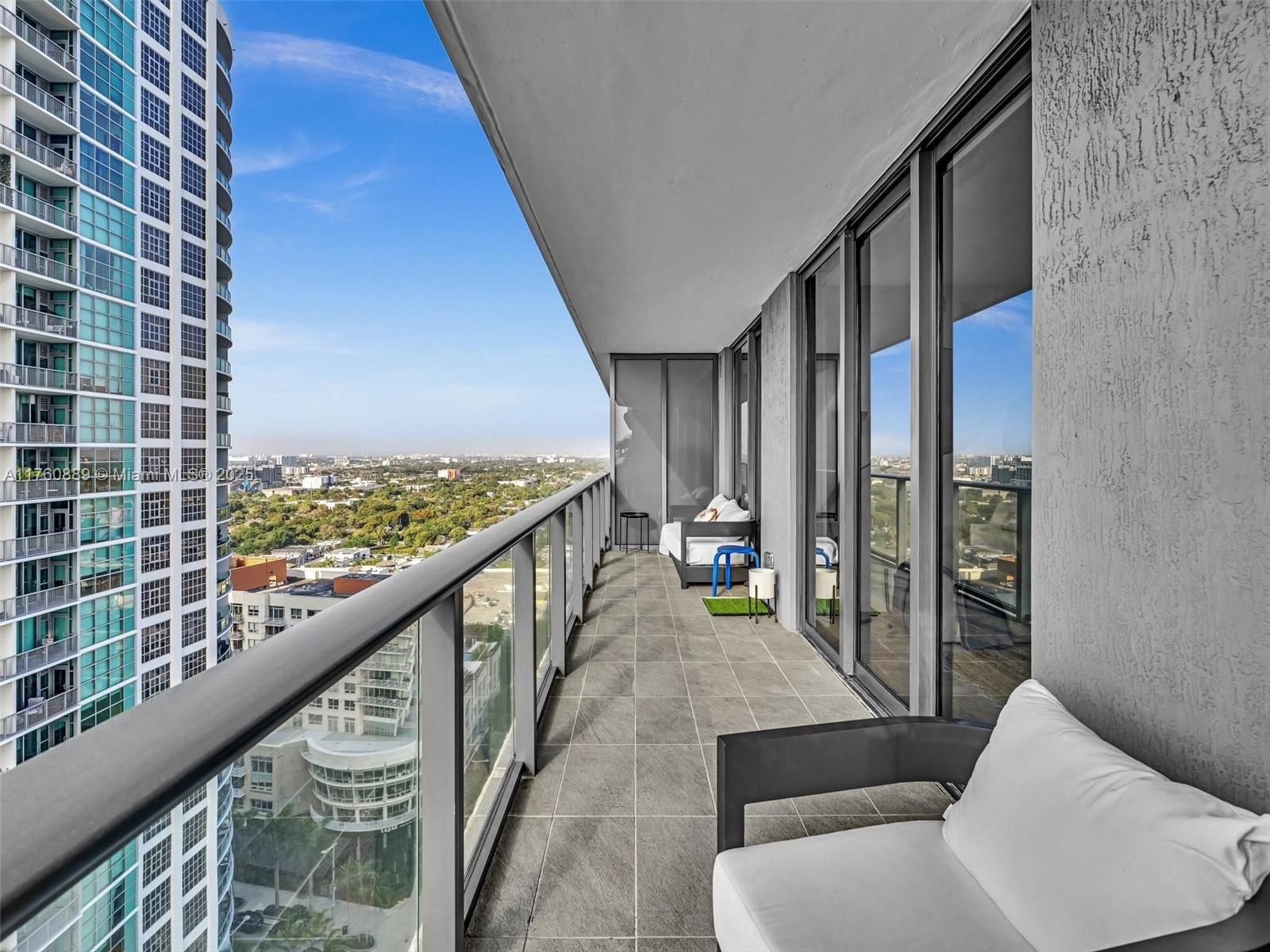 121 Northeast 34th Street, Unit 2102 Miami, FL 33137 - Photo 33 of 98