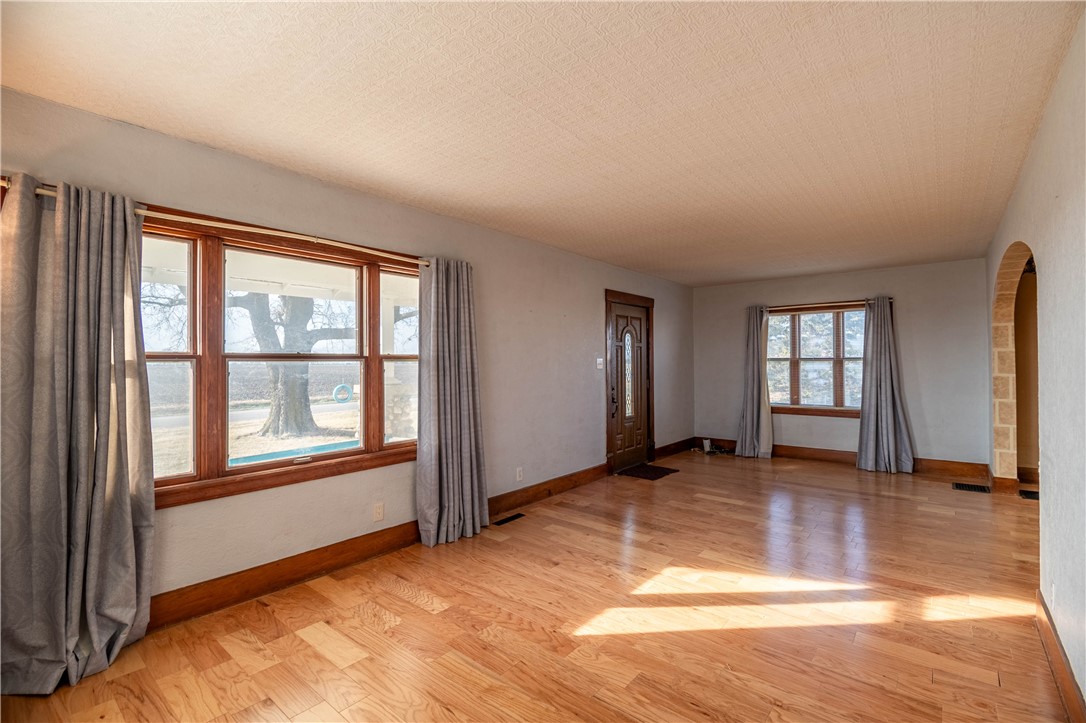 6398 Riley Road Macon, IL 62544 - Photo 5 of 26 Gallery Image 5