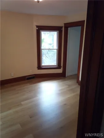 $599,900 | 548 10th Street, Niagara Falls, NY 14301