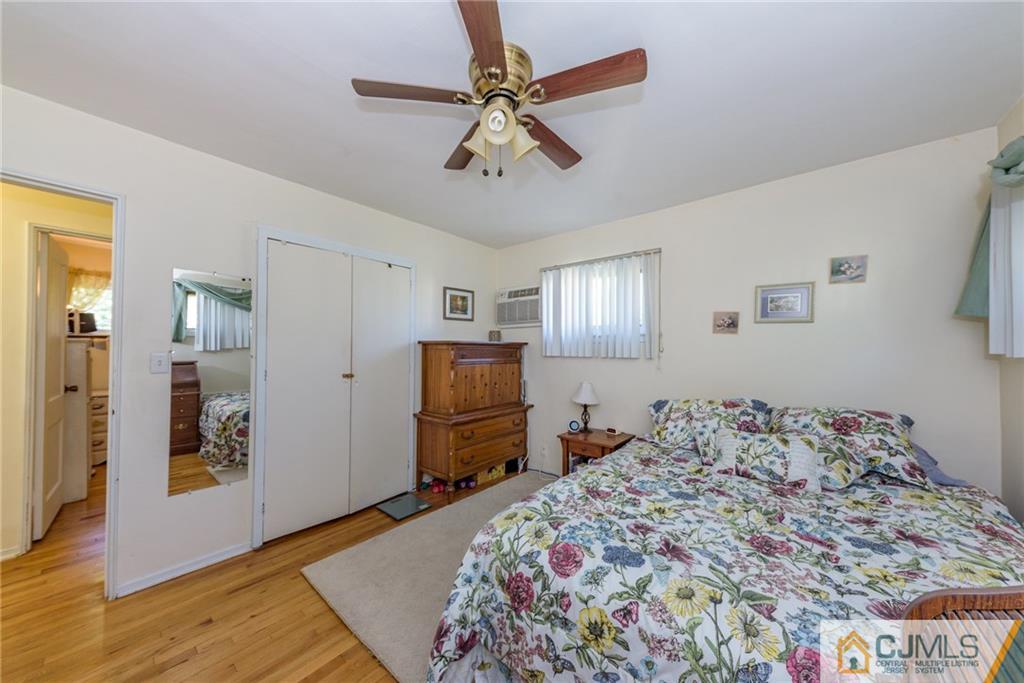 508 Raritan Road Roselle, NJ 07203 - Photo 14 of 24 Gallery Image 14