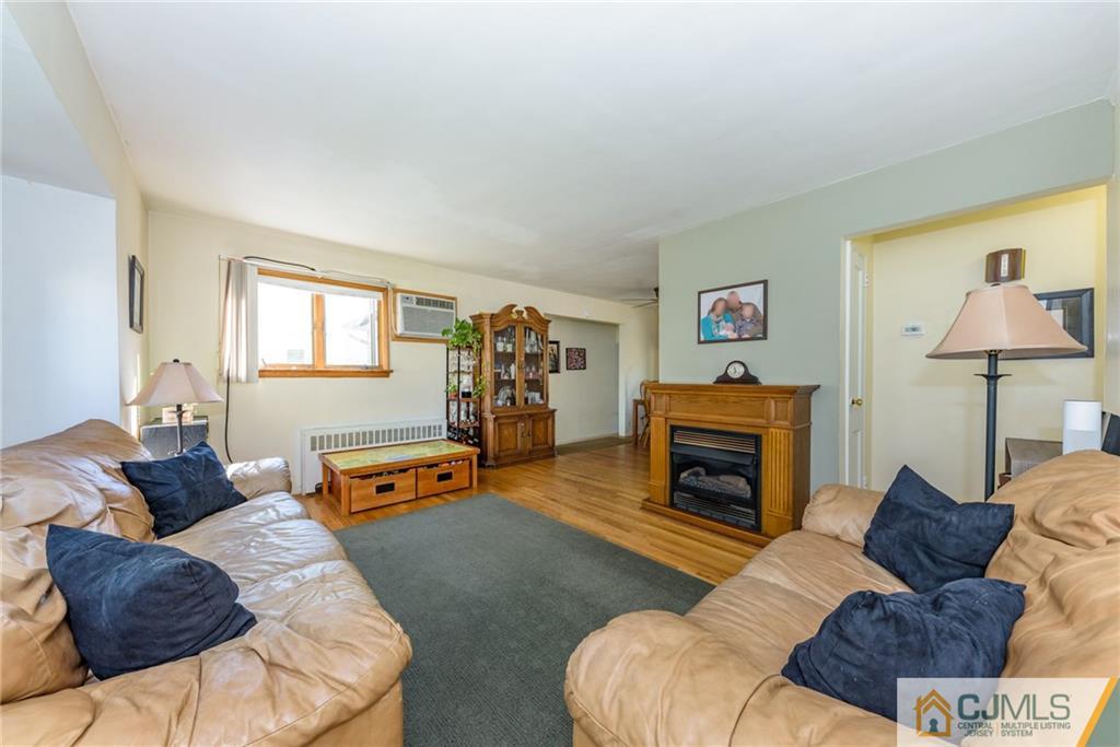 508 Raritan Road Roselle, NJ 07203 - Photo 3 of 24 Gallery Image 3