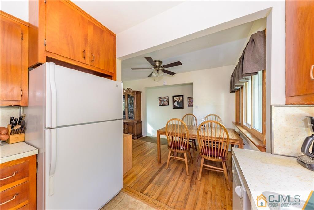 508 Raritan Road Roselle, NJ 07203 - Photo 9 of 24 Gallery Image 9