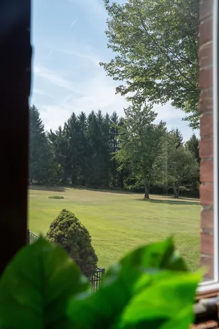 a view of a tennis court