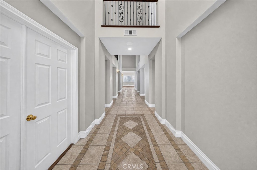 17433 Half Moon Court Riverside, CA 92503 - Photo 4 of 50 Gallery Image 4