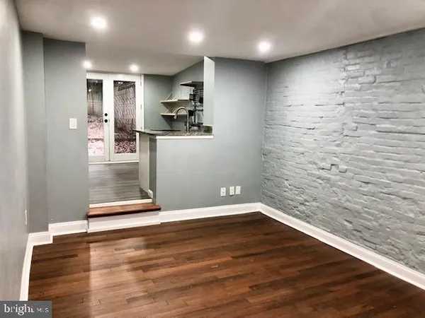 $1,800 | 534 St Mary Street, Baltimore, MD 21201