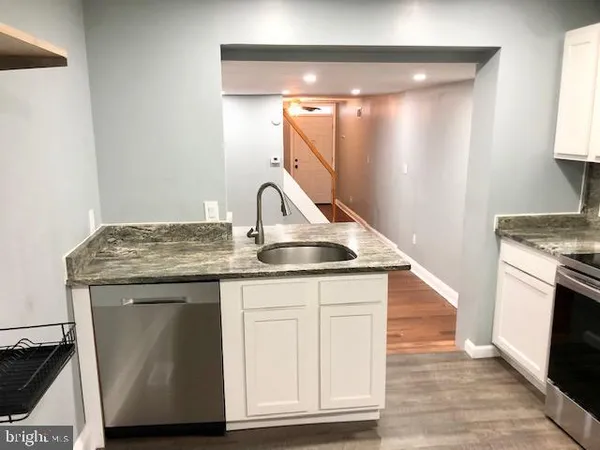 $1,800 | 534 St Mary Street, Baltimore, MD 21201