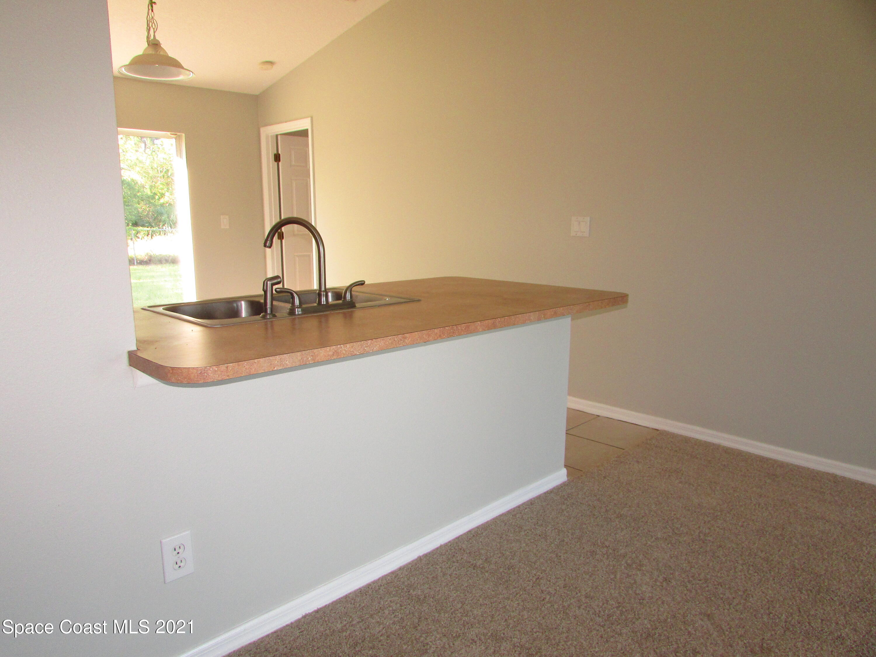 418 Titan Road Southeast Palm Bay, FL 32909 - Photo 4 of 15 IMG_8286
