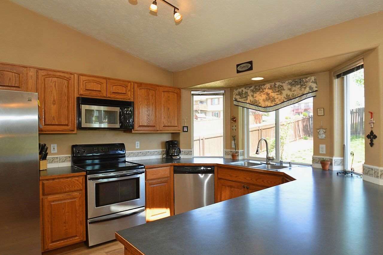 1026 North Fox Ridge Road Medical Lake, WA 99022 - Photo 7 of 19 Gallery Image 7
