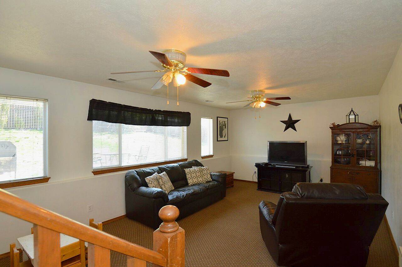 1026 North Fox Ridge Road Medical Lake, WA 99022 - Photo 10 of 19 Gallery Image 10
