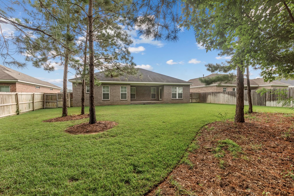 335 Cotton Ridge Lane Dothan, AL 36301 - Photo 5 of 48