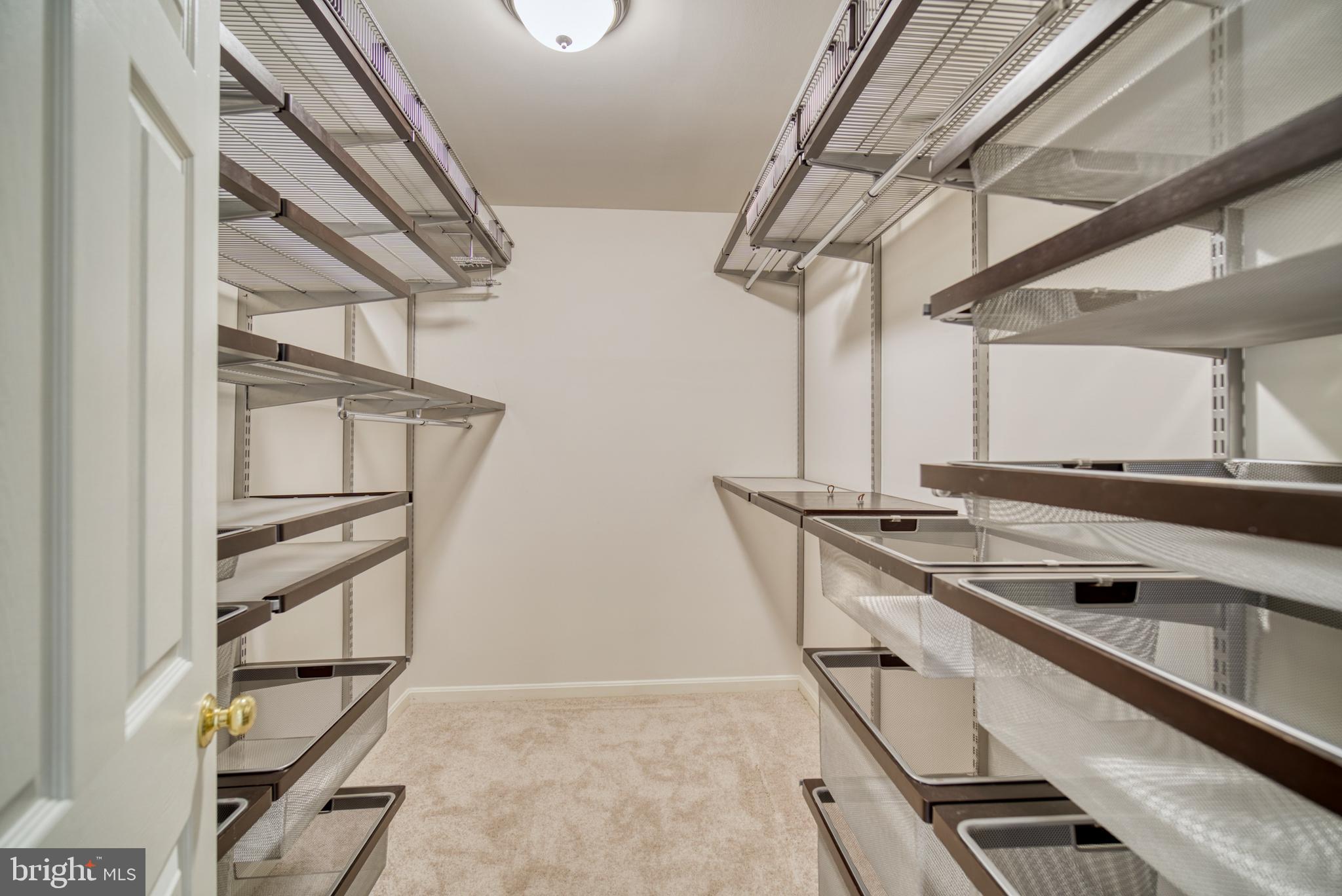 1314 Pavilion Club Way Reston, VA 20194 - Photo 23 of 38