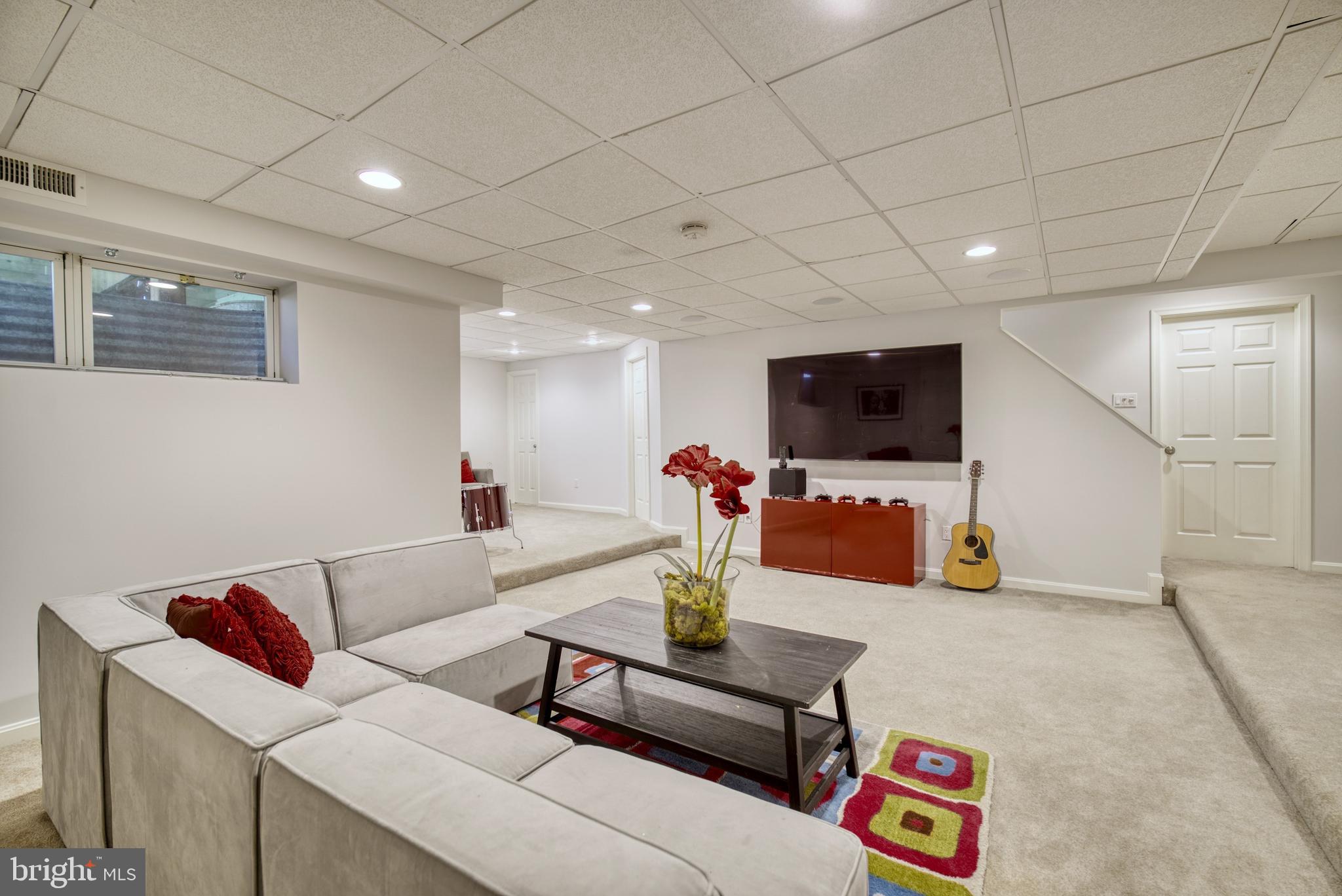 1314 Pavilion Club Way Reston, VA 20194 - Photo 28 of 38
