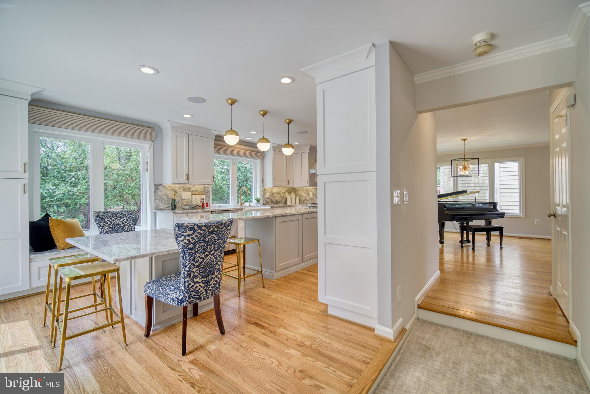 1314 Pavilion Club Way Reston, VA 20194 - Photo 8 of 38