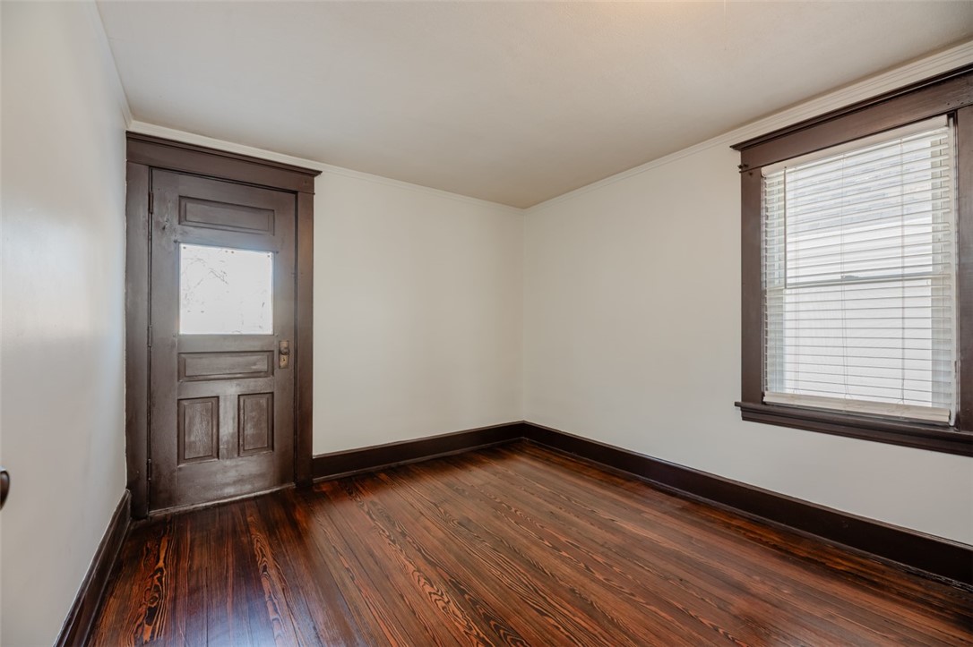 36 Spruce Avenue Rochester, NY 14611 - Photo 22 of 37