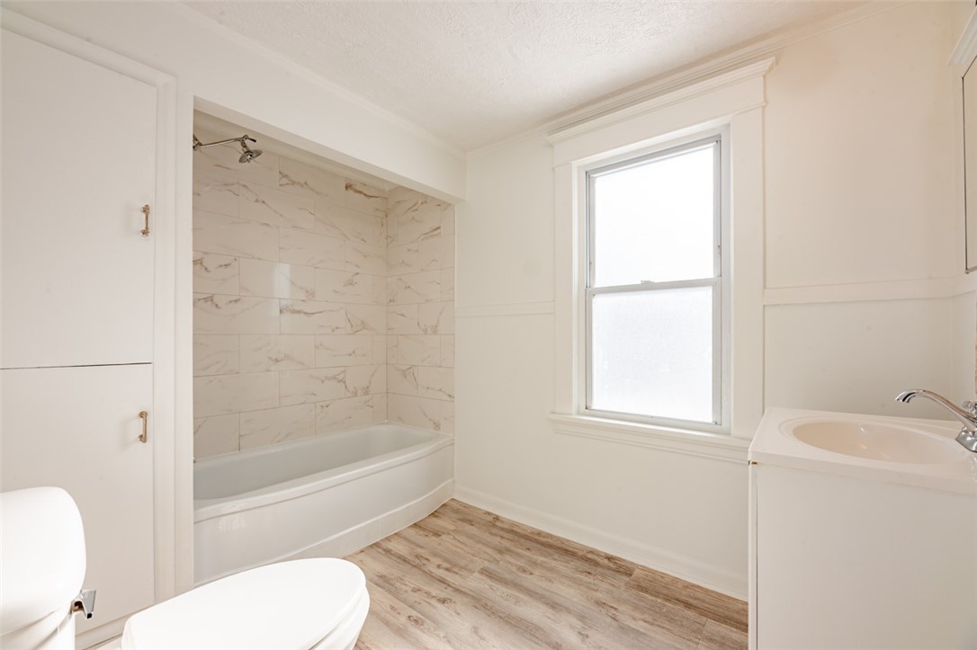 36 Spruce Avenue Rochester, NY 14611 - Photo 27 of 37