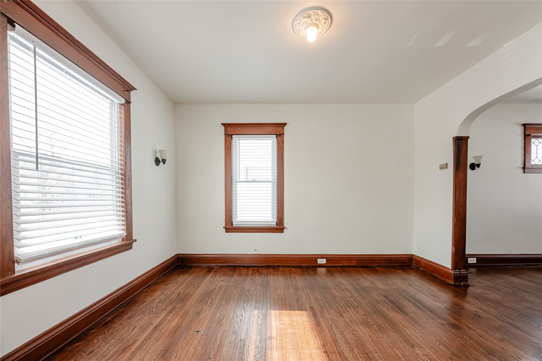 36 Spruce Avenue Rochester, NY 14611 - Photo 9 of 37