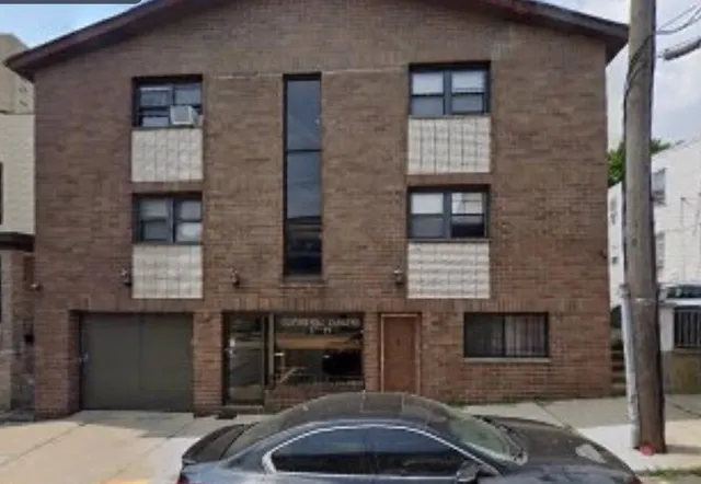 $1,950 | 17 68th Street, Unit 7, Guttenberg, NJ 07093