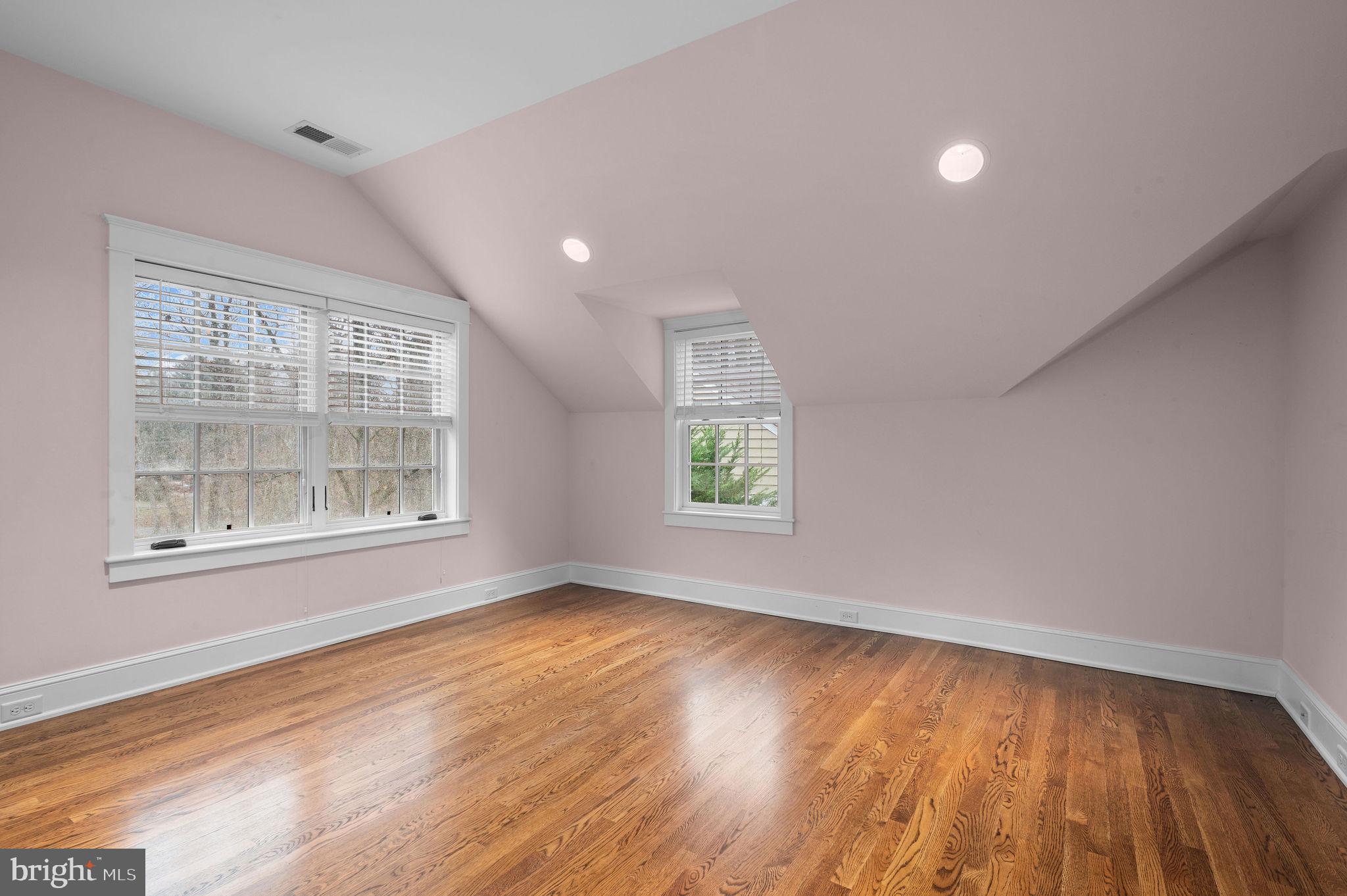 150 Biddulph Road Wayne, PA 19087 - Photo 41 of 57 3rd Bedroom