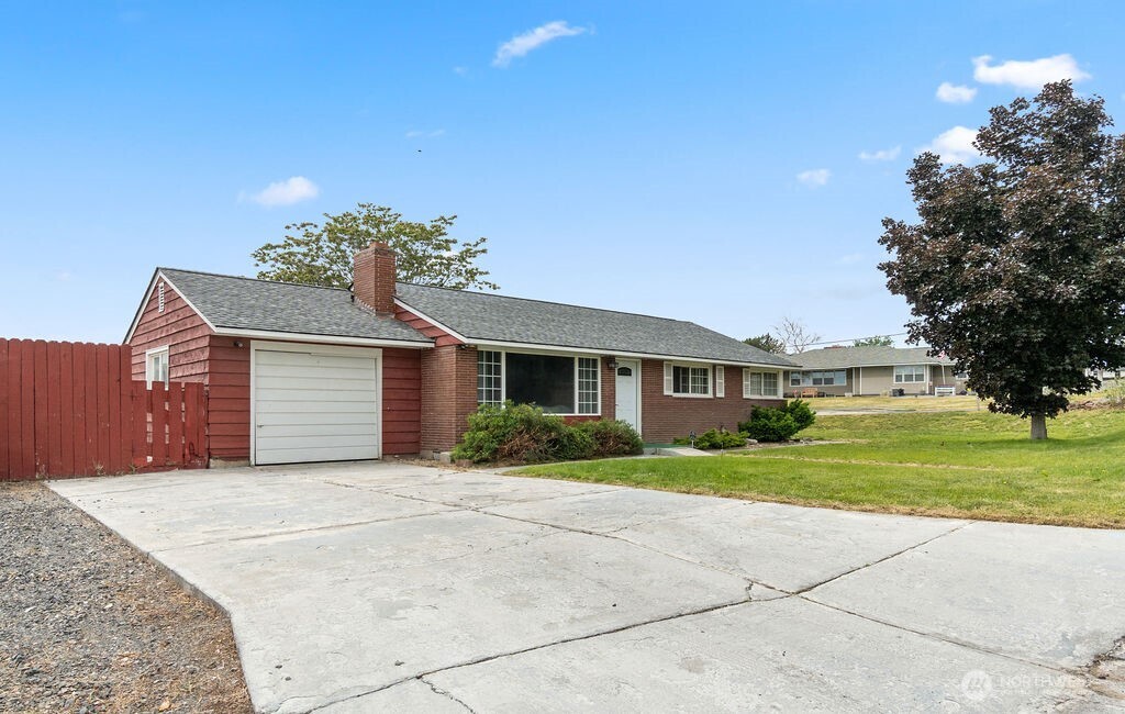 281 Mocliff Road Ephrata, WA 98823 - Photo 2 of 31