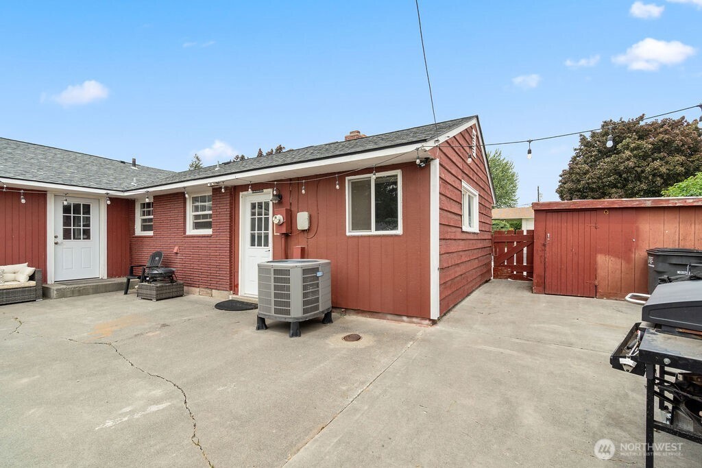 281 Mocliff Road Ephrata, WA 98823 - Photo 7 of 31