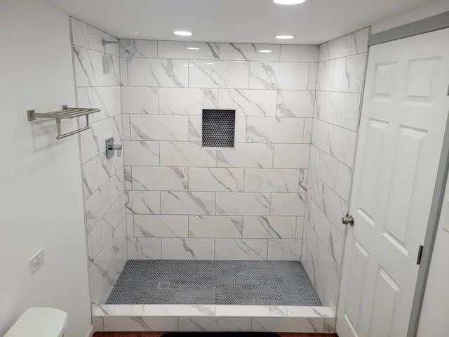 $3,300 | 212 Georgeanna Street, Yorkville, IL 60560