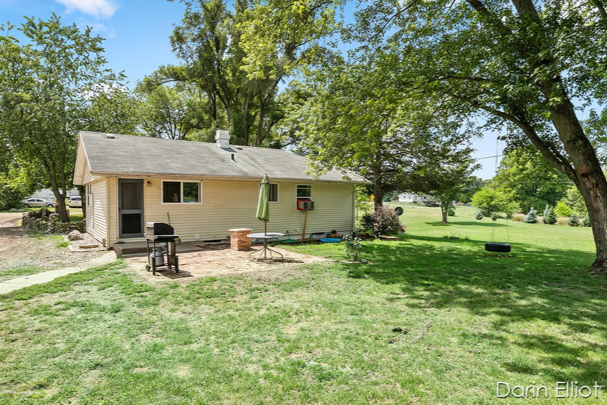 2307 Kellogg Road Ionia, MI 48846 - Photo 30 of 35 IMG_1029