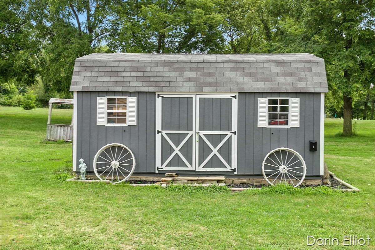 2307 Kellogg Road Ionia, MI 48846 - Photo 33 of 35 IMG_1032