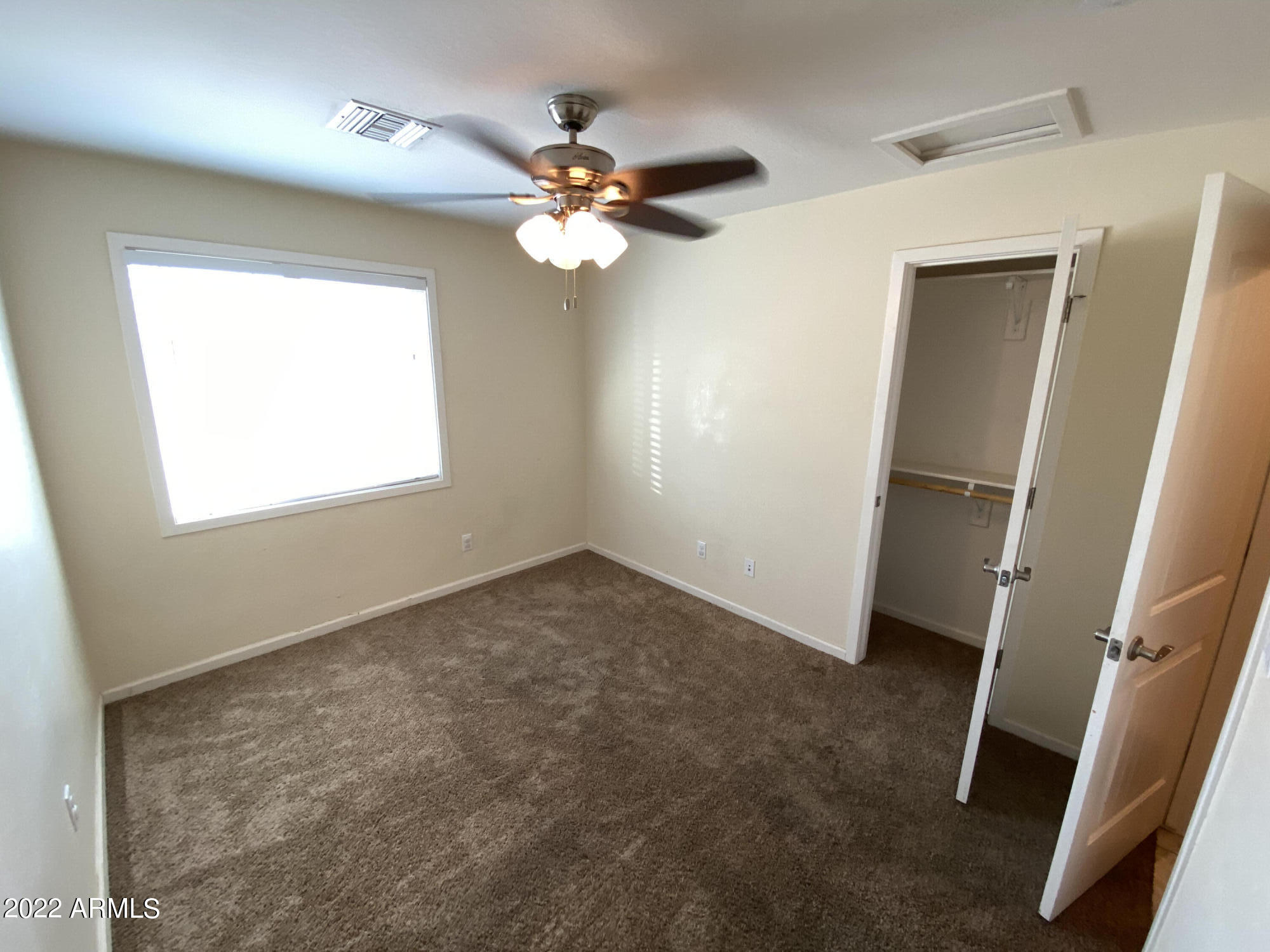 3008 West Rancho Drive Phoenix, AZ 85017 - Photo 4 of 10 IMG_5385