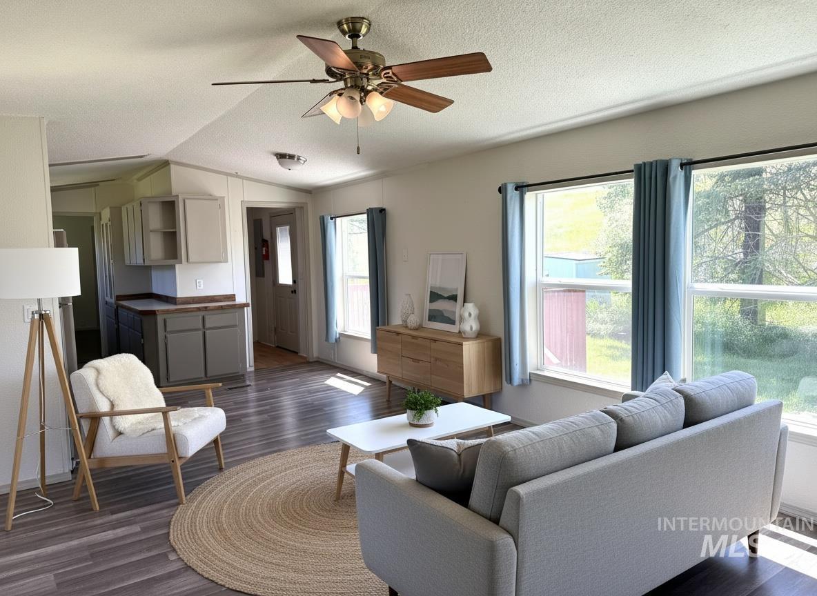4325 Lenville Road, Unit 10 10 Moscow, ID 83843 - Photo 5 of 20