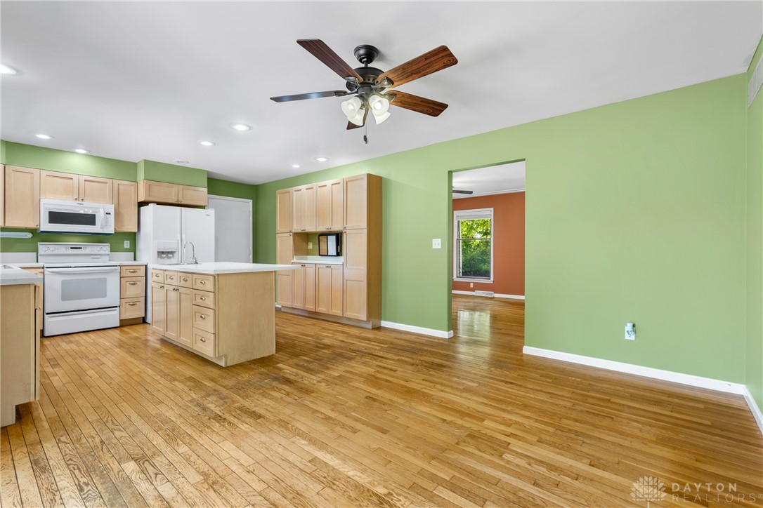 3602 Lucas Road Blanchester, OH 45107 - Photo 9 of 54